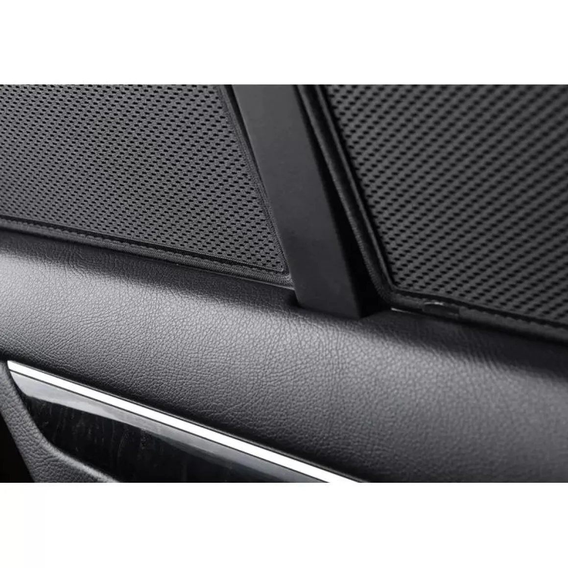 BMW 5-Serie G30 Sedan 2016 - Zonneschermen