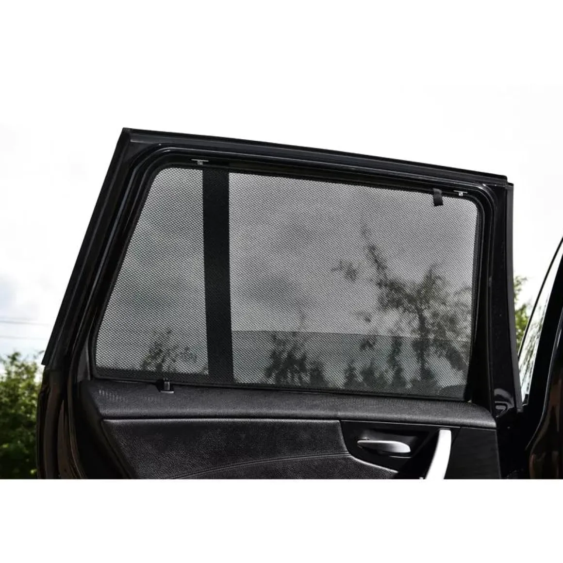 BMW X3 E83 2003-2010 - Zonneschermen achterportieren