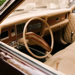 1-DIN Retro Autoradio Bluetooth USB-C AUX